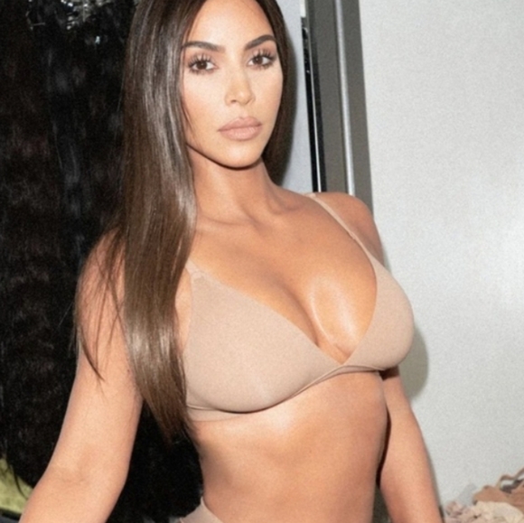 NWT SKIMS Fits Everybody Triangle Bralette In Sand Size Small - Picture 5 of 5